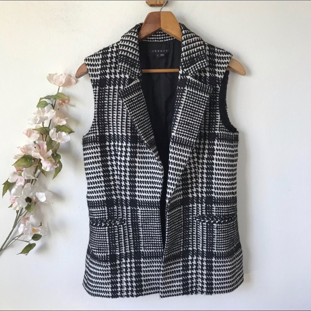 Theory Vest